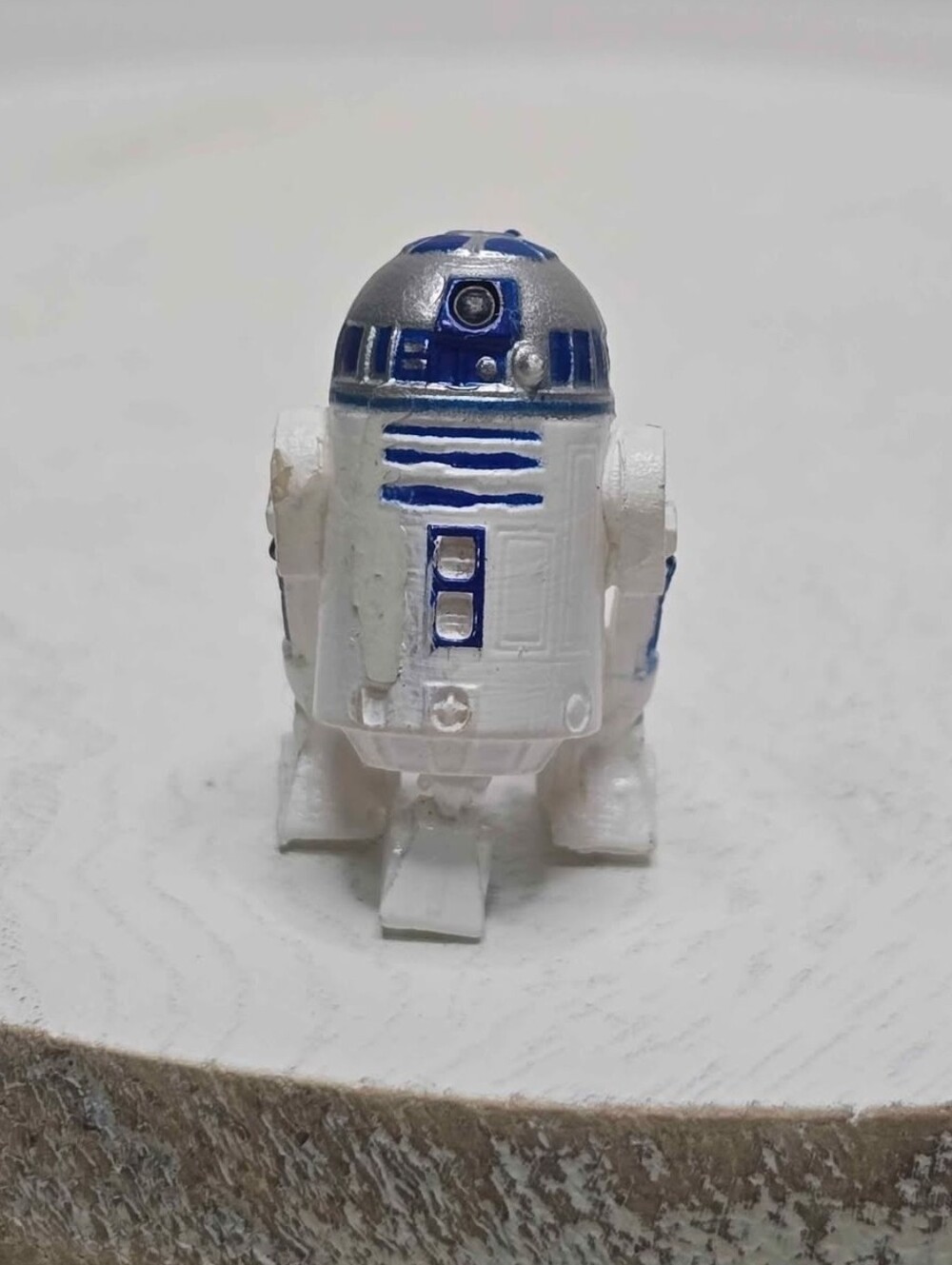 Star Wars Mini - Miniature R2-D2 Figure Toy